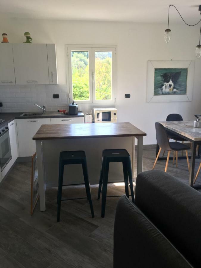 Agriturismo Oltrealmare Civezza Eksteriør billede